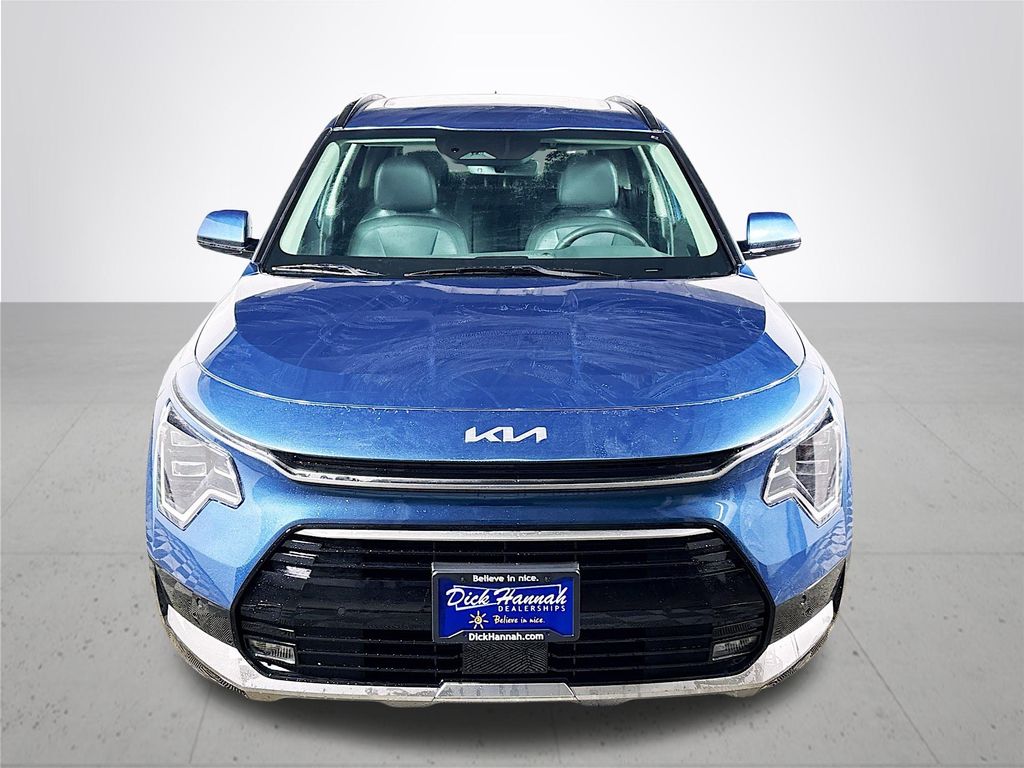 2025 Kia Niro Plug-In Hybrid SX Touring photo 2