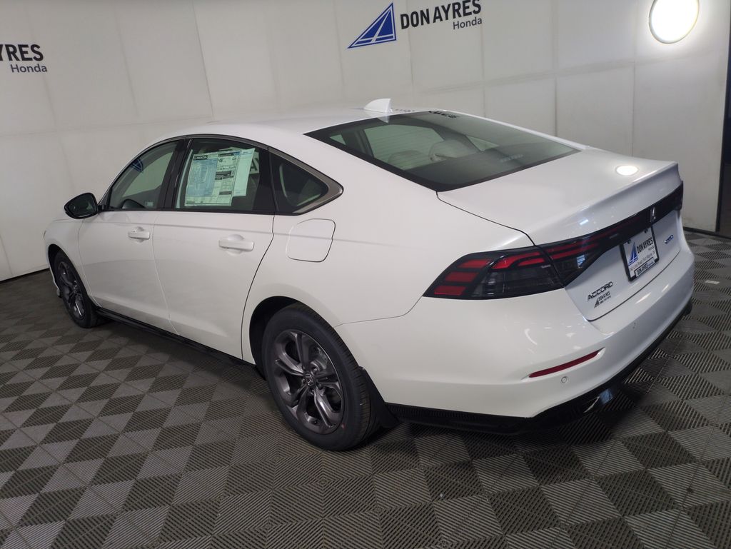 2025 Honda Accord Hybrid EX-L photo 3