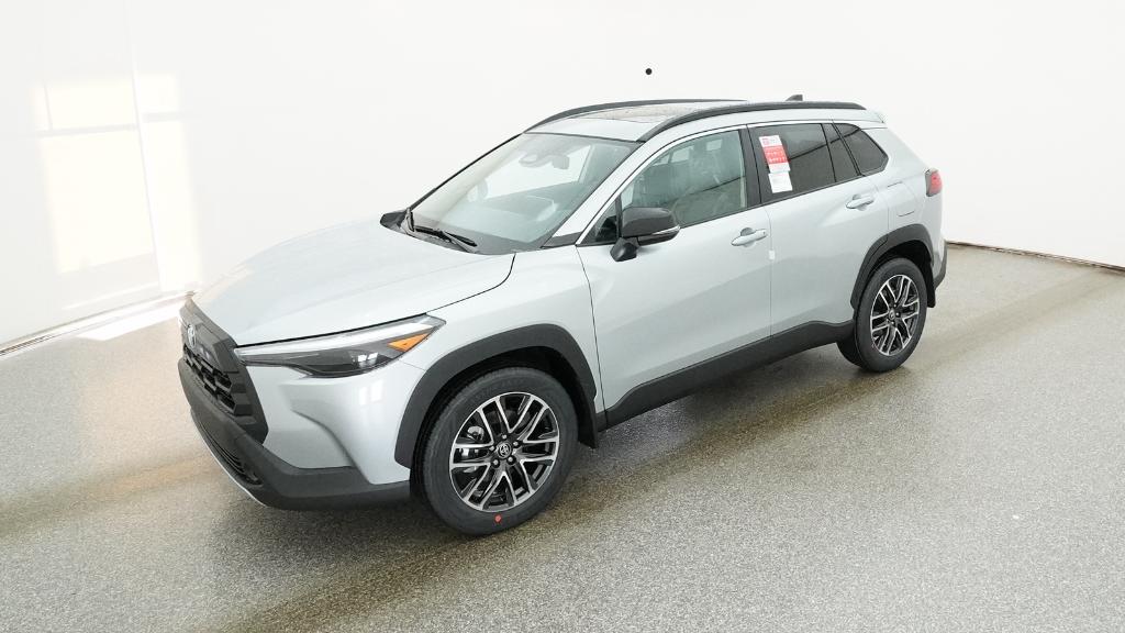 2026 Toyota Corolla Cross XLE's photo