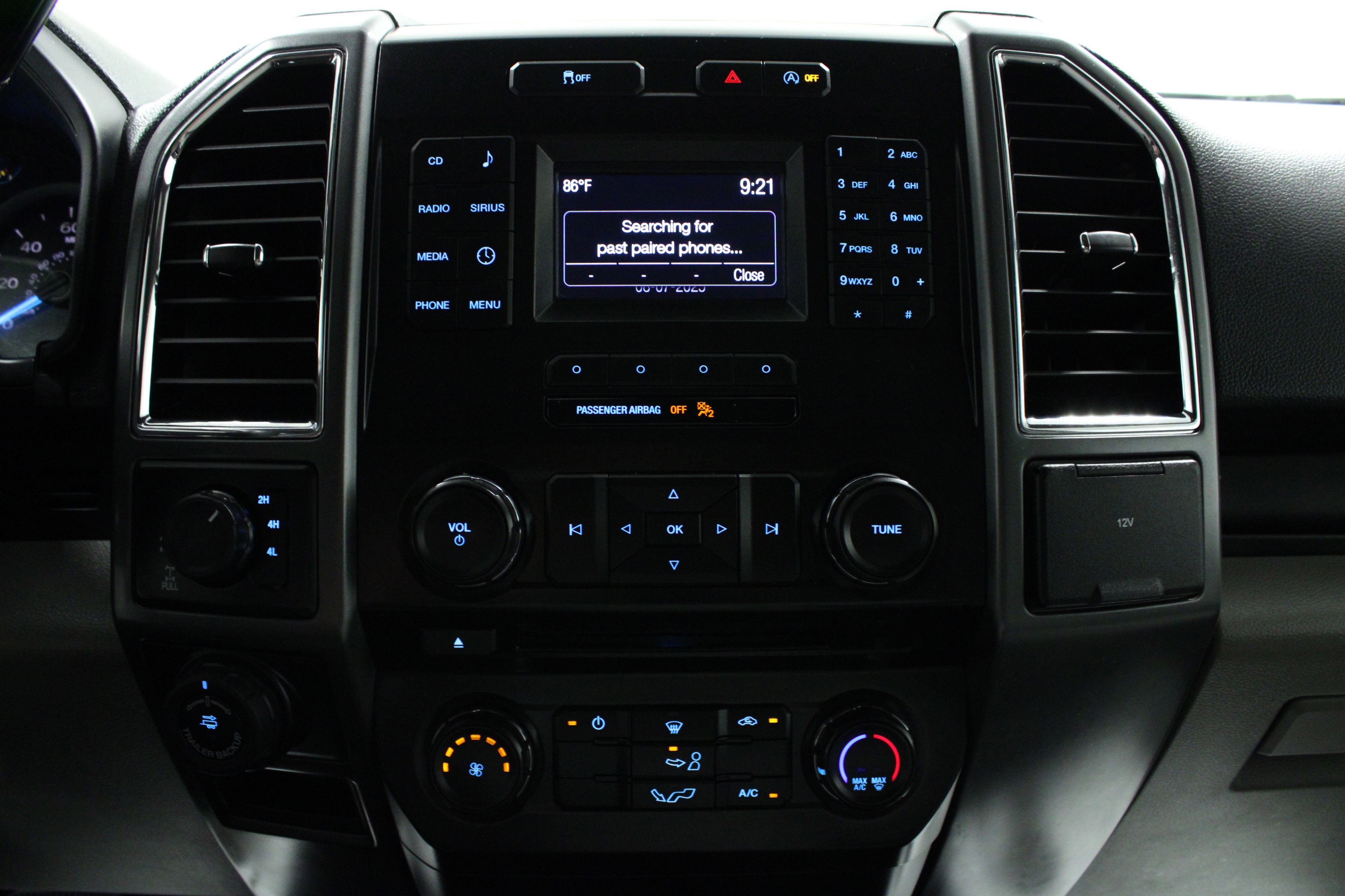 2016 Ford F-150 XLT photo 16
