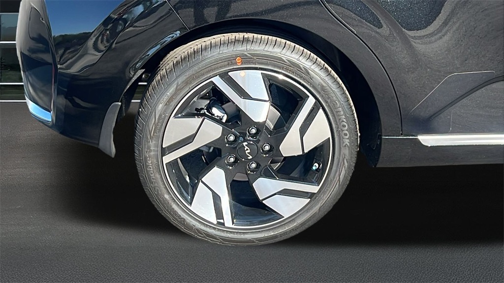 2025 Kia Soul GT-Line photo 11