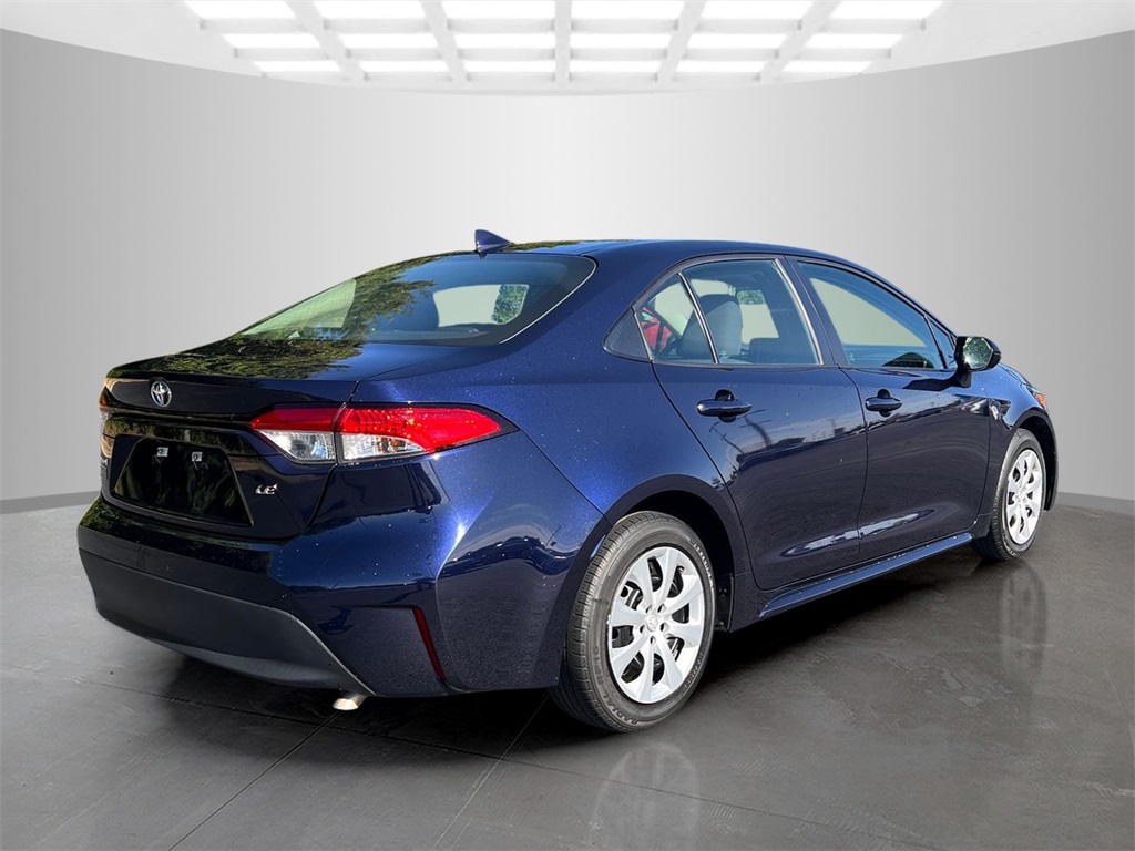 2023 Toyota Corolla LE photo 7