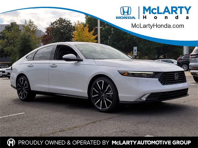 2025 Honda Accord Hybrid Touring's photo