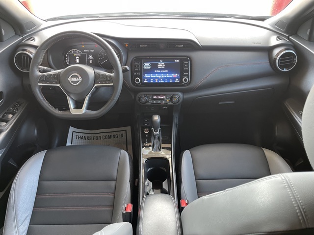 2024 Nissan Kicks SR photo 12