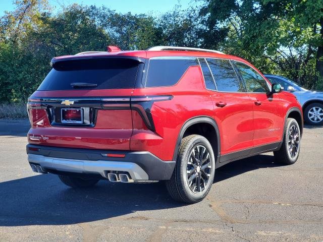 2026 Chevrolet Traverse photo 2