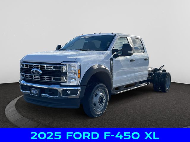 2025 Ford F-450 Super Duty Chassis Cab XL's photo