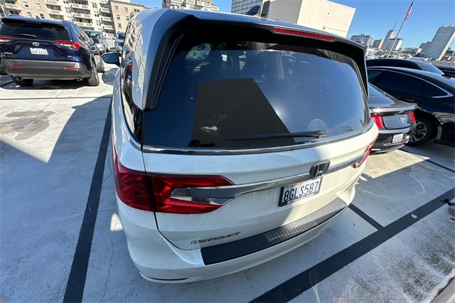 2019 Honda Odyssey EX-L photo 4