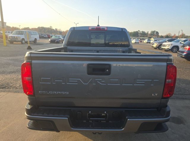2021 Chevrolet Colorado LT photo 3
