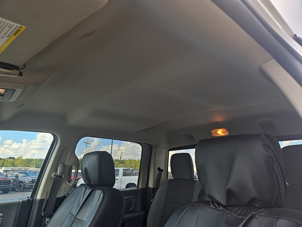 2019 Ram 1500 Classic Big Horn photo 3