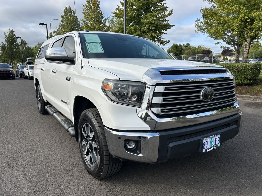 2018 Toyota Tundra CrewMax photo 2