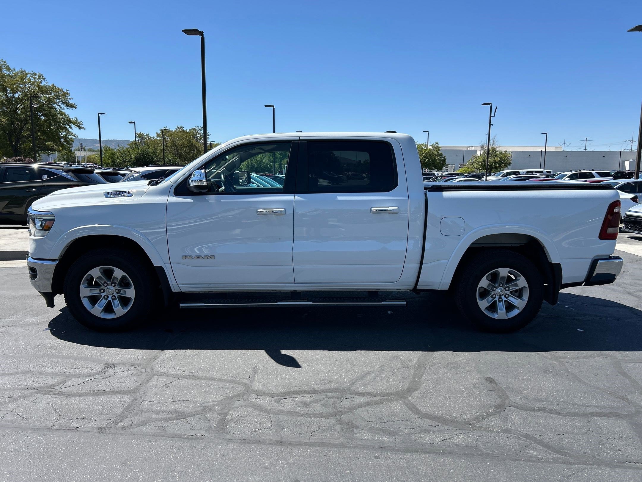 2020 Ram 1500 Laramie photo 6