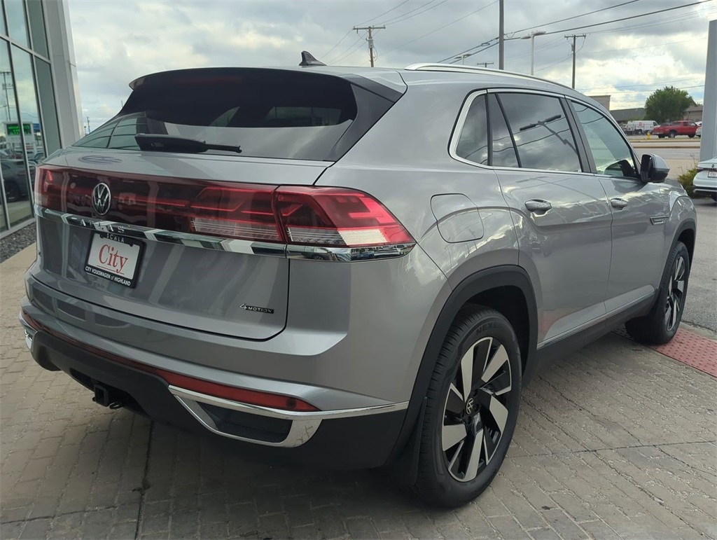2026 Volkswagen Atlas Cross Sport SEL photo 4