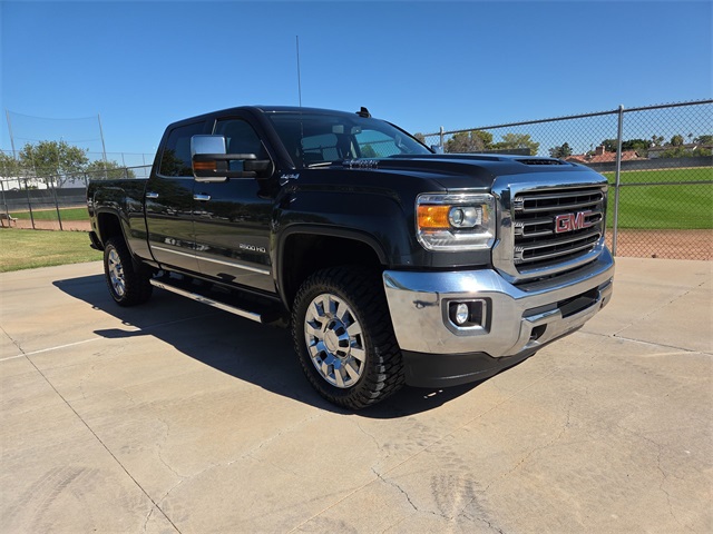 2019 GMC Sierra 2500HD SLT's photo
