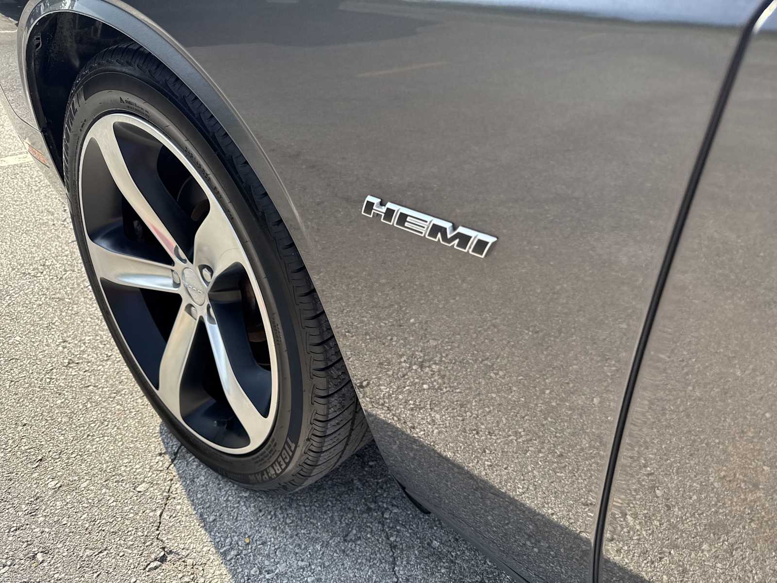 2015 Dodge Challenger R/T Plus Shaker photo 12