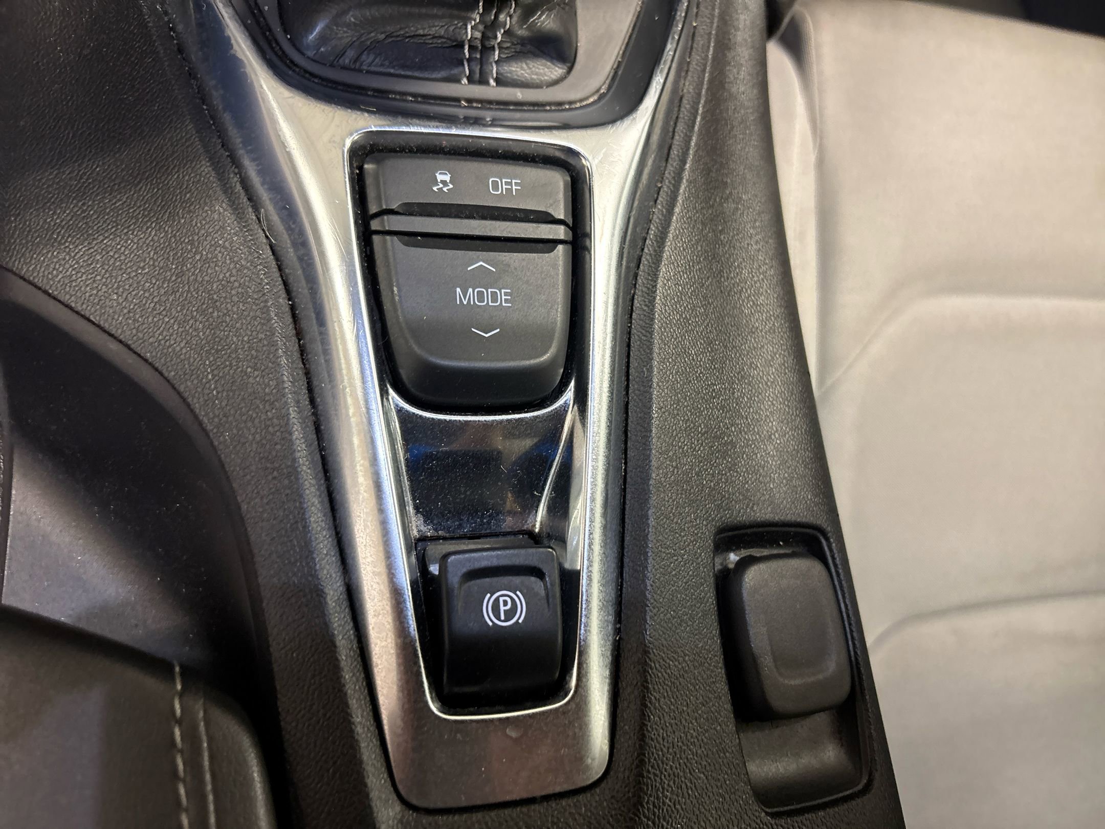 2023 Chevrolet Camaro 1LT photo 31