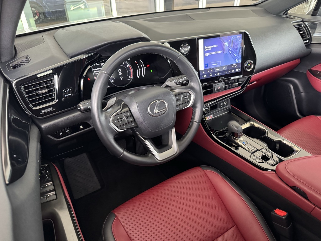 2025 Lexus NX 350 Premium photo 3