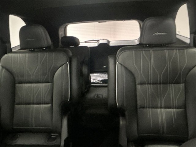 2025 Buick Enclave Avenir photo 15