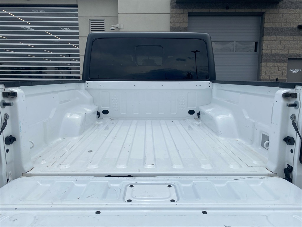 2021 Jeep Gladiator Willys photo 16