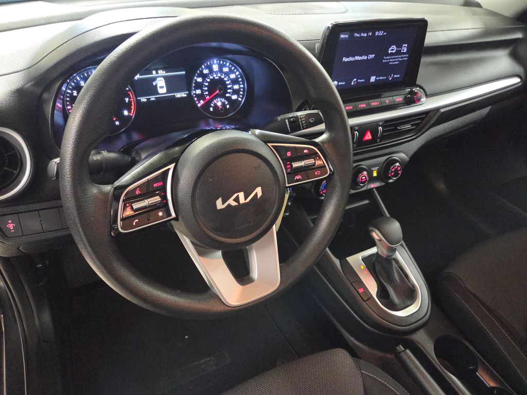 2024 Kia Forte LXS photo 13