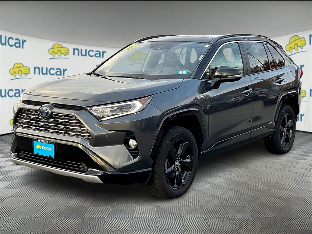 2021 Toyota RAV4 Hybrid XSE photo 2