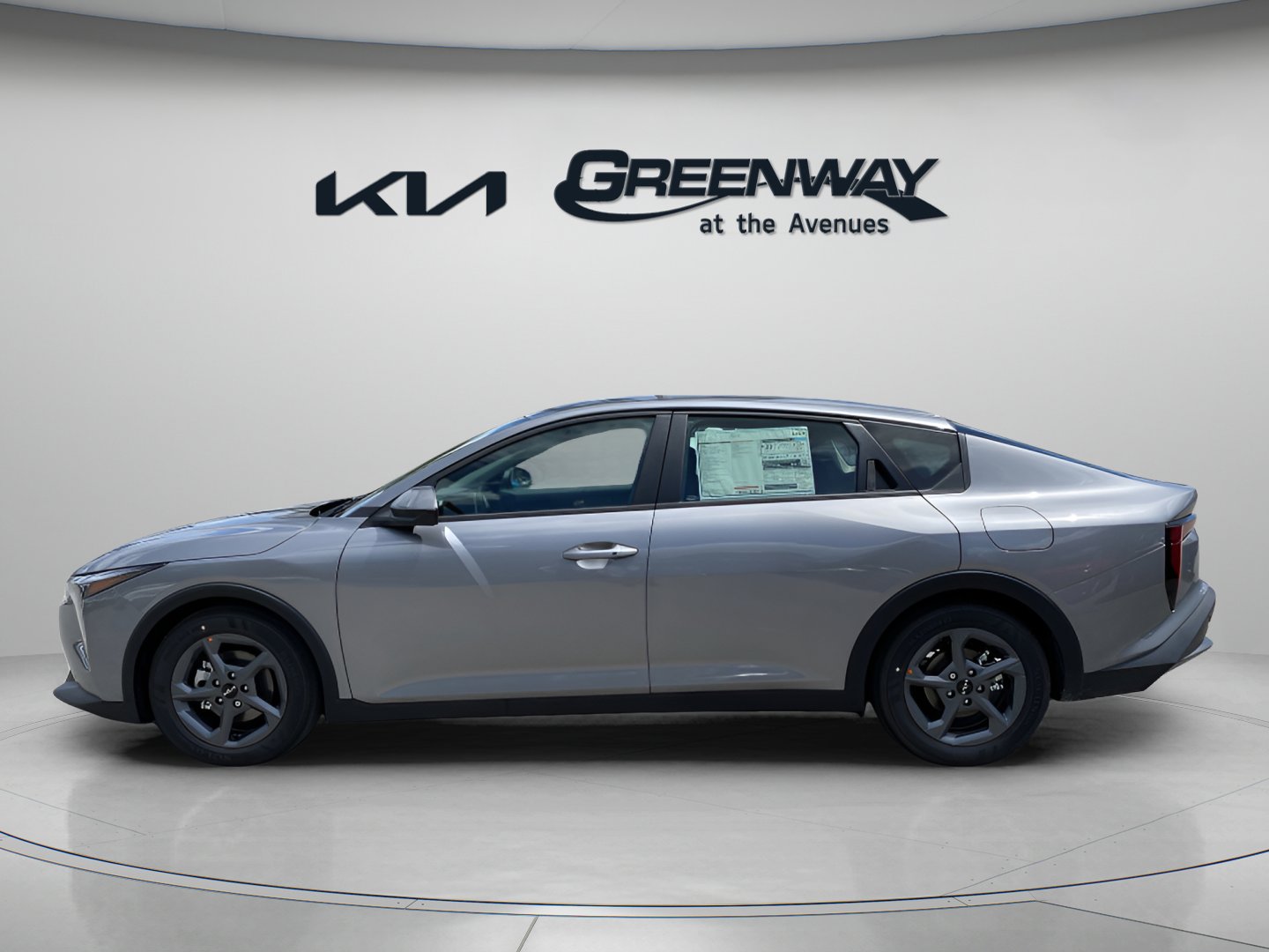 2025 Kia K4 LXS photo 2