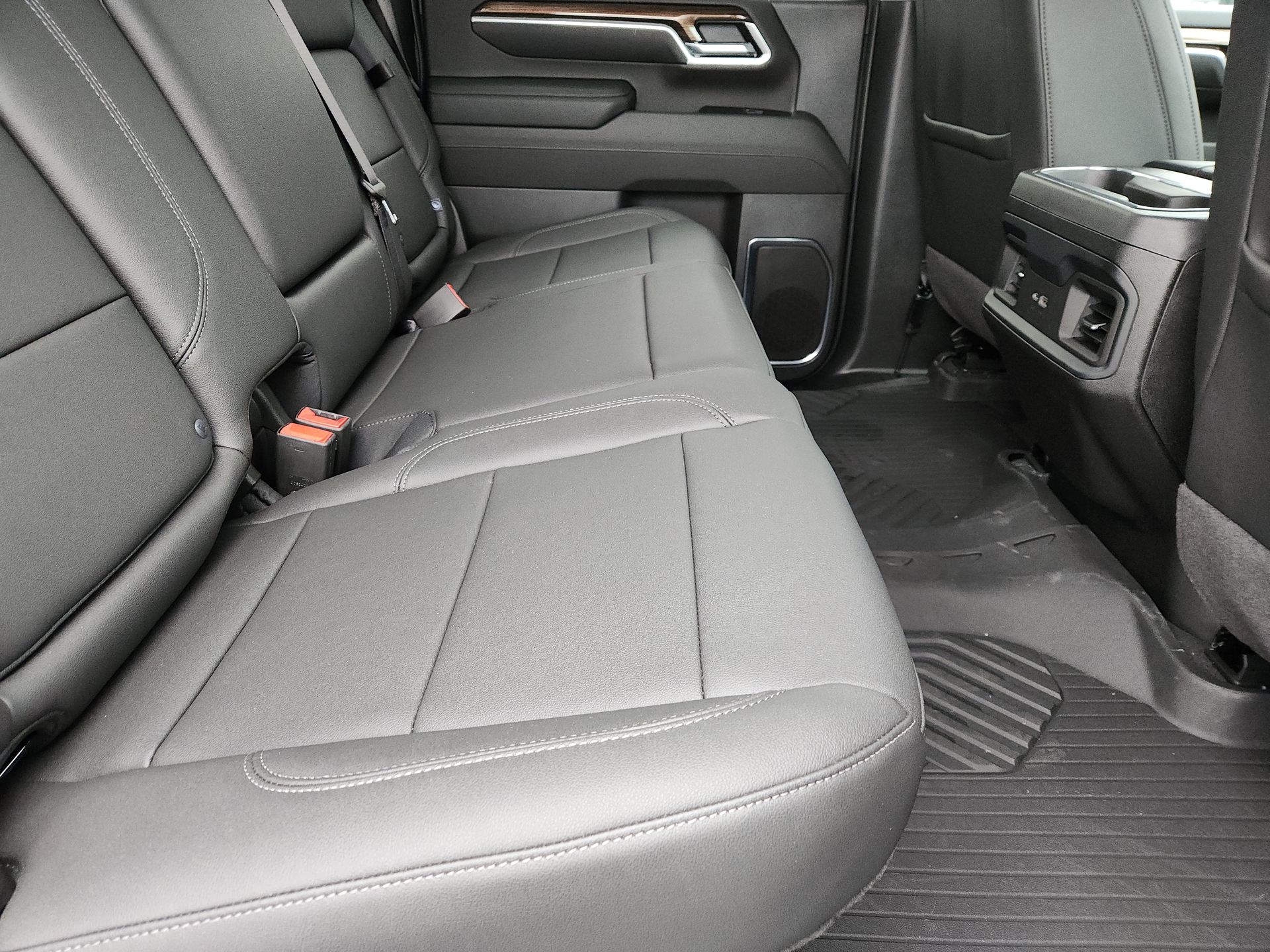 2025 Chevrolet Silverado 2500HD LT photo 24