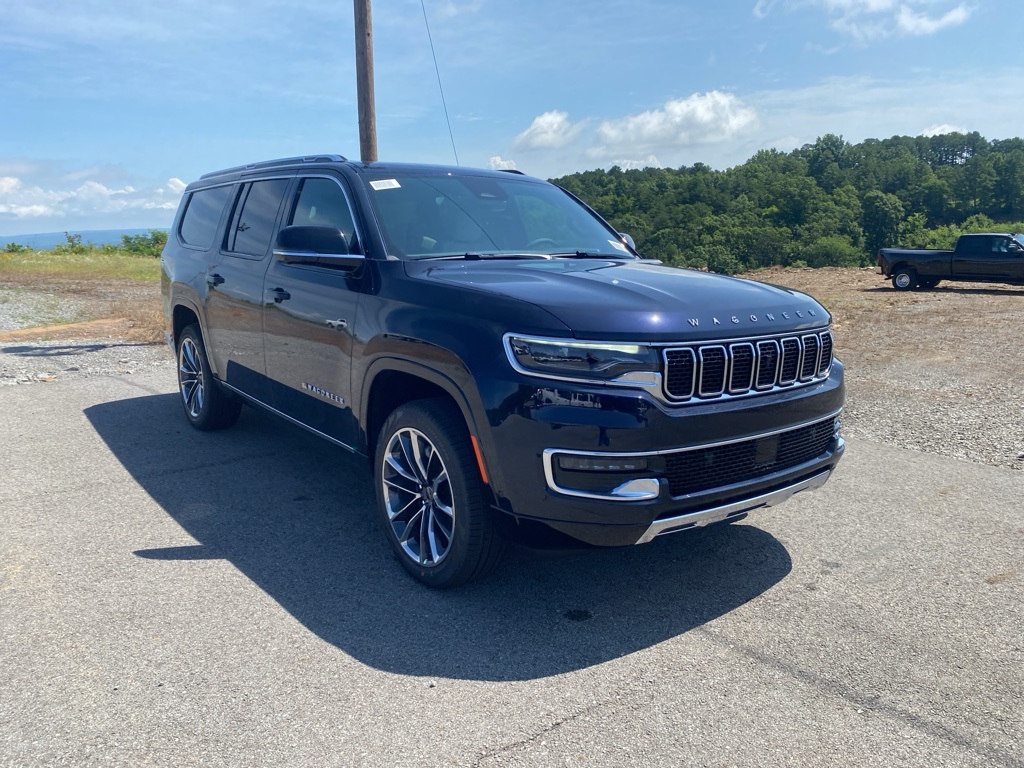 2025 Jeep Wagoneer L Series III photo 3