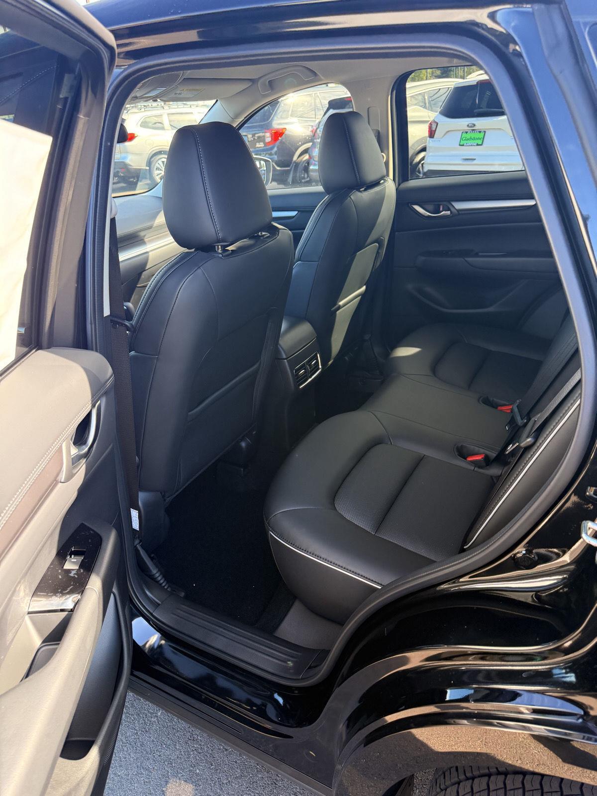 2025 Mazda CX-5 2.5 Select photo 6
