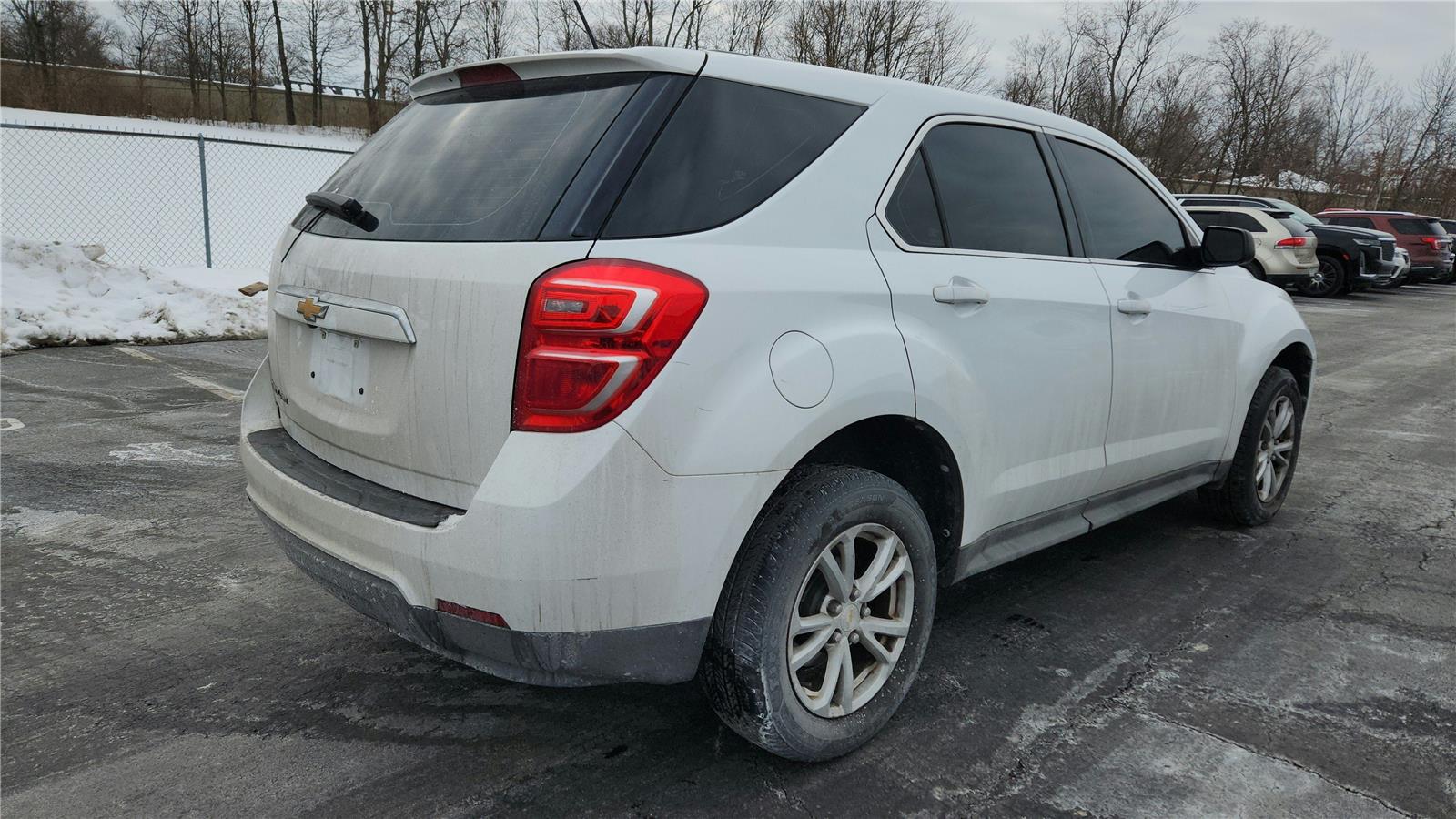 Used 2017 Chevrolet Equinox LS with VIN 2GNFLEEK4H6290374 for sale in Florence, KY