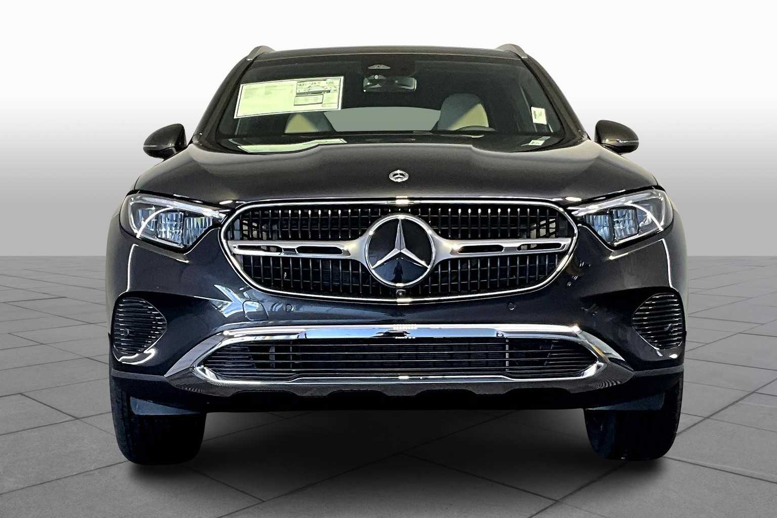 2026 Mercedes Benz GLC 350e 4MATIC photo 2