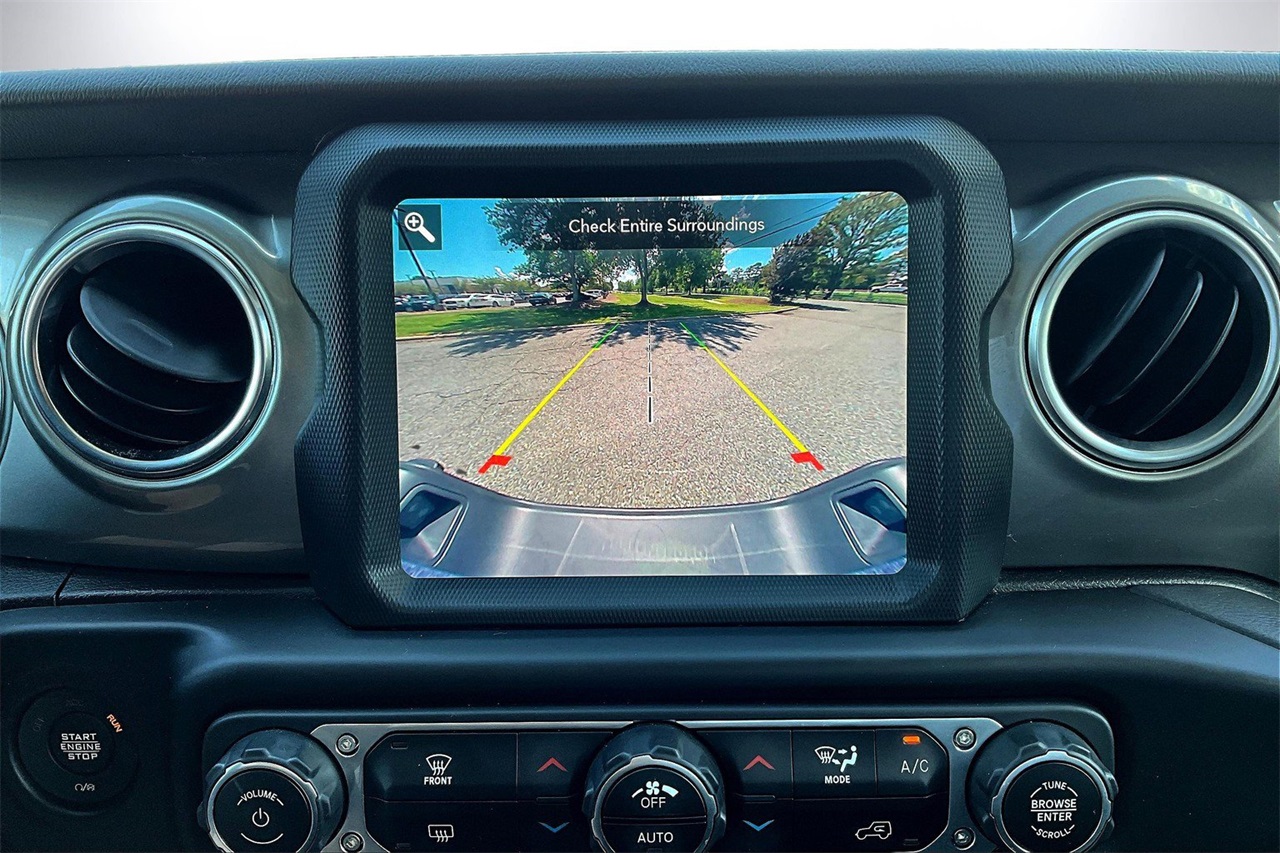 2021 Jeep Gladiator Overland photo 12