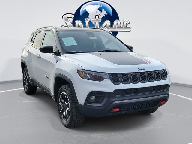 2024 Jeep Compass Trailhawk's photo