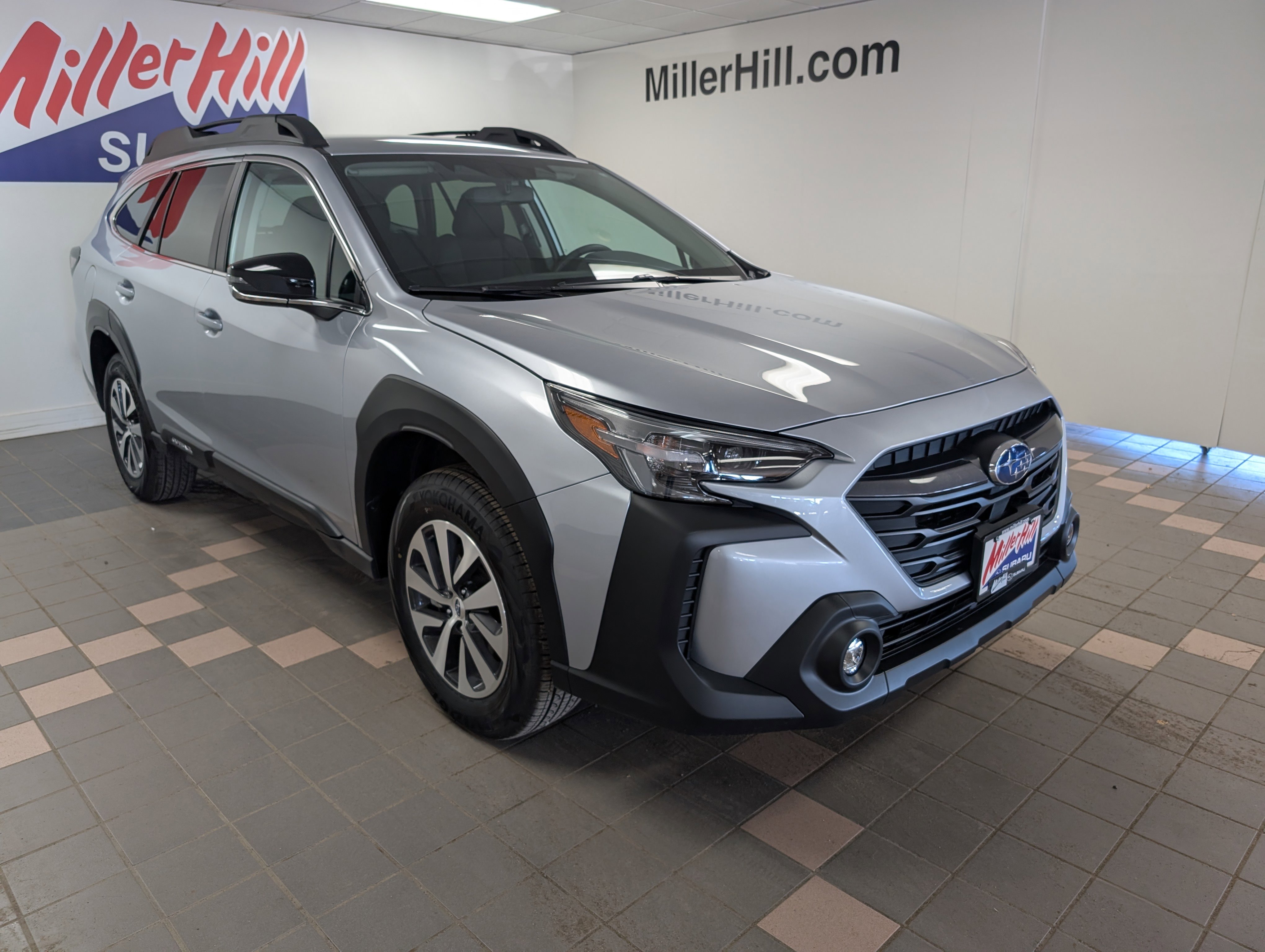 2025 Subaru Outback Premium photo 4