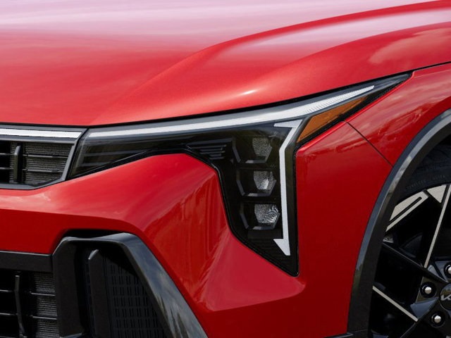2025 Kia K4 GT-Line photo 11