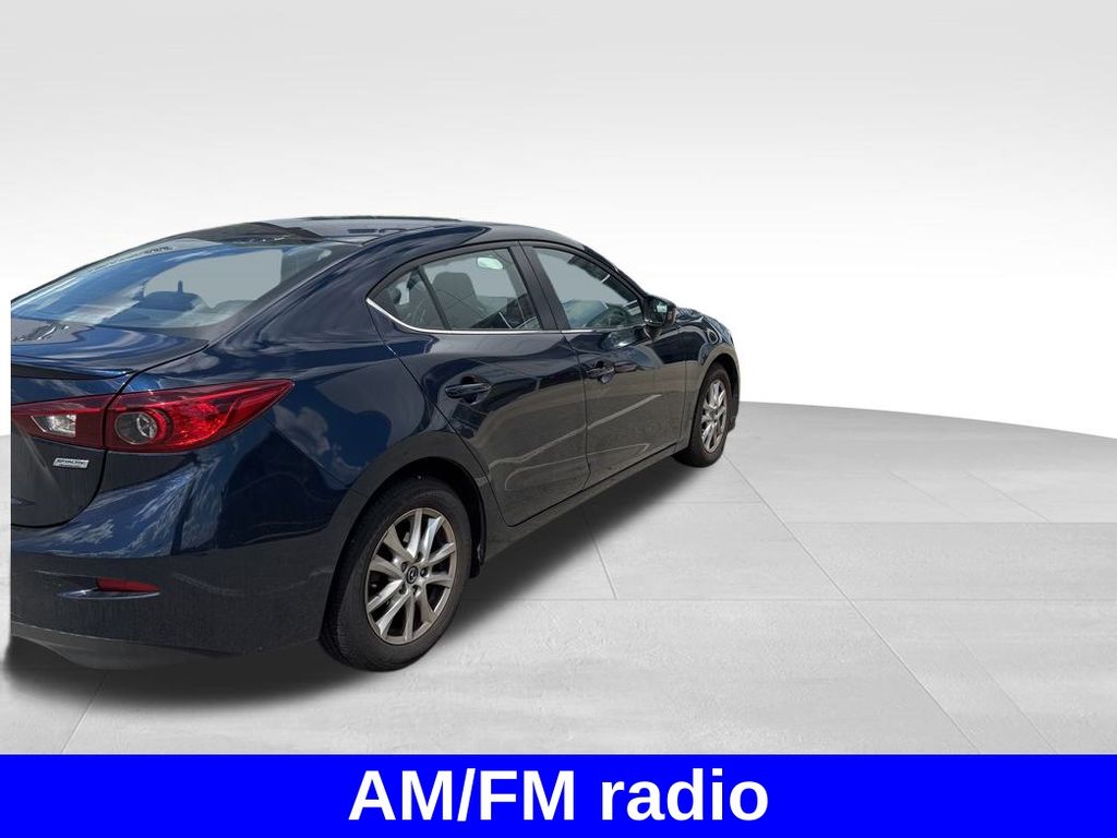 2016 Mazda Mazda3 Touring photo 4