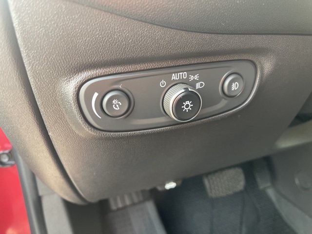 2020 Chevrolet Equinox LT photo 24
