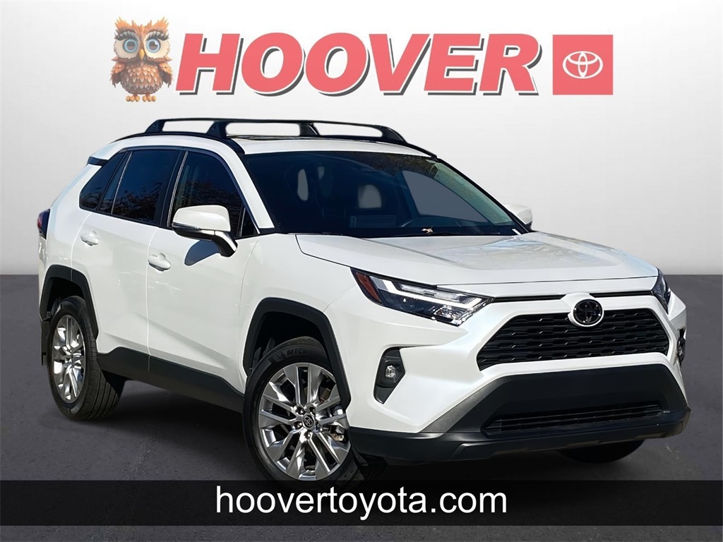 2025 Toyota RAV4 XLE Premium's photo