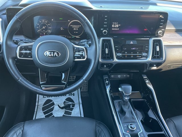 2021 Kia Sorento SX Prestige X-Line photo 2