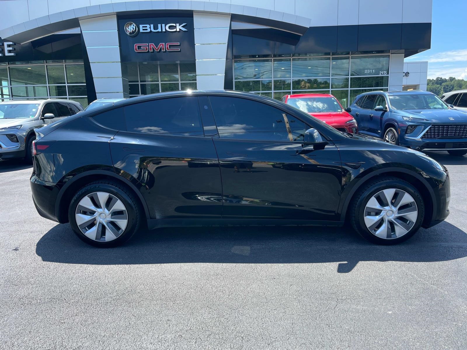 Used 2023 Tesla Model Y Long Range with VIN 7SAYGDEE8PF927272 for sale in Bristol, VA