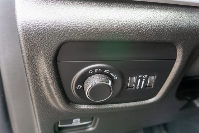 2023 Jeep Grand Cherokee Altitude photo 15