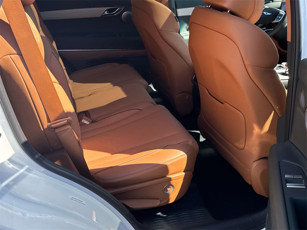 2026 Genesis GV80 2.5T Advanced photo 10