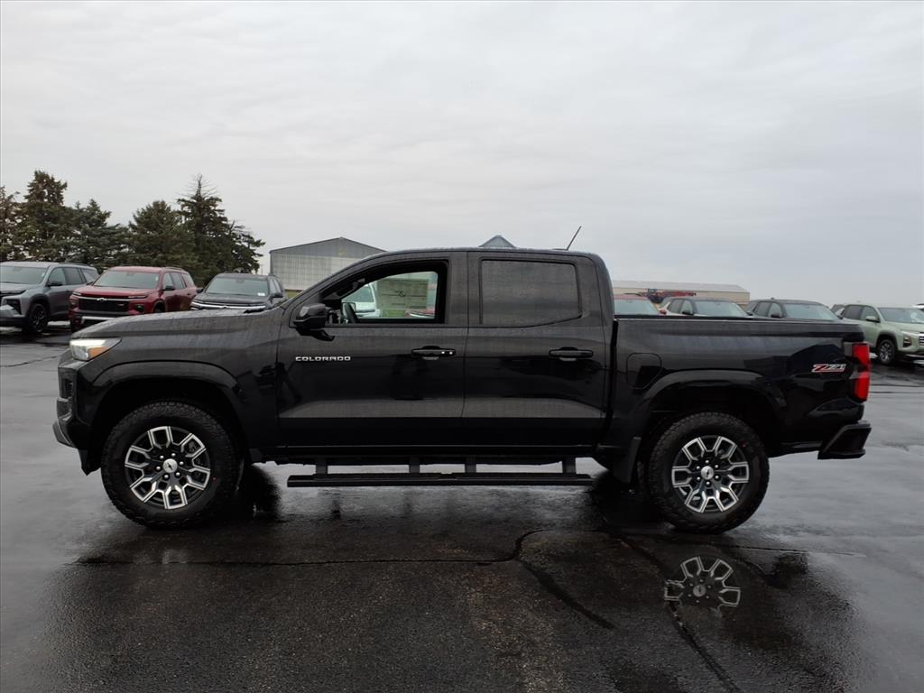2026 Chevrolet Colorado Z71 photo 2