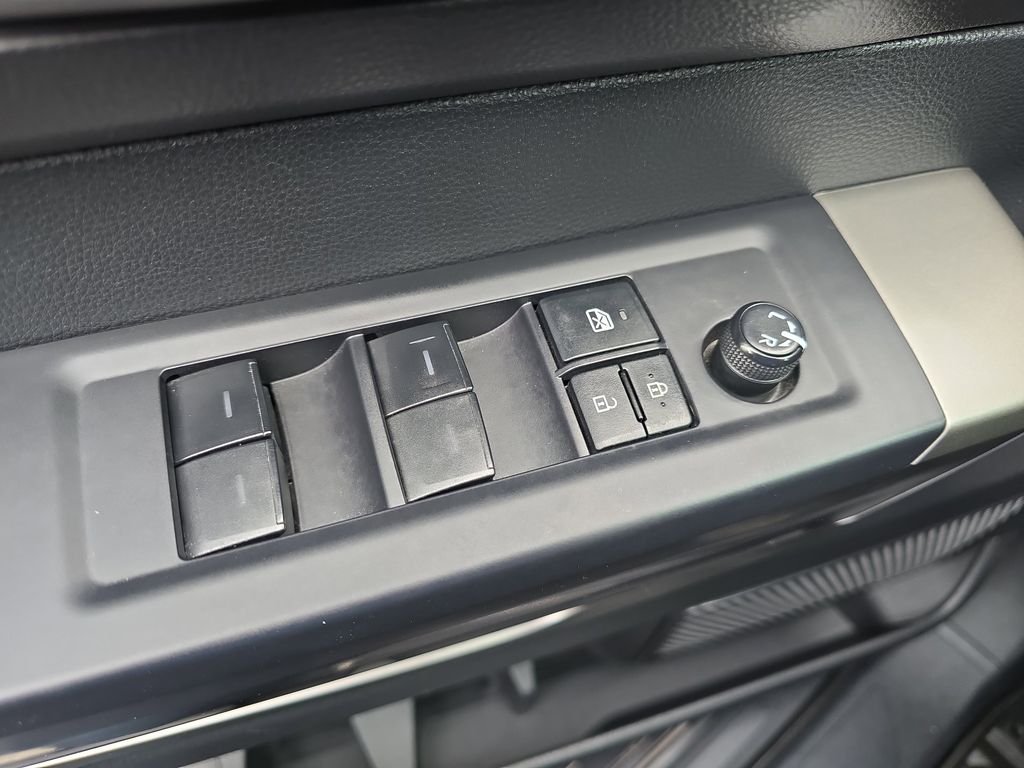 2022 Toyota Tundra SR5 photo 24