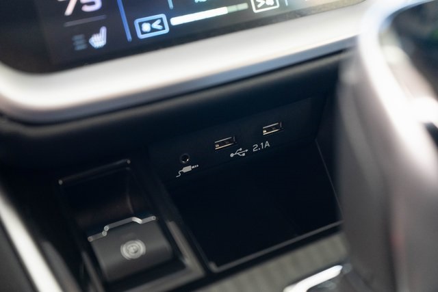 2021 Subaru Outback Limited photo 25