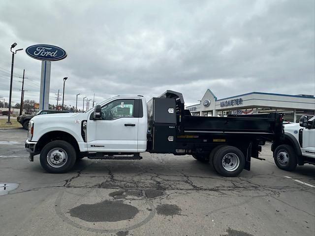 2024 Ford F-350 XL photo 4