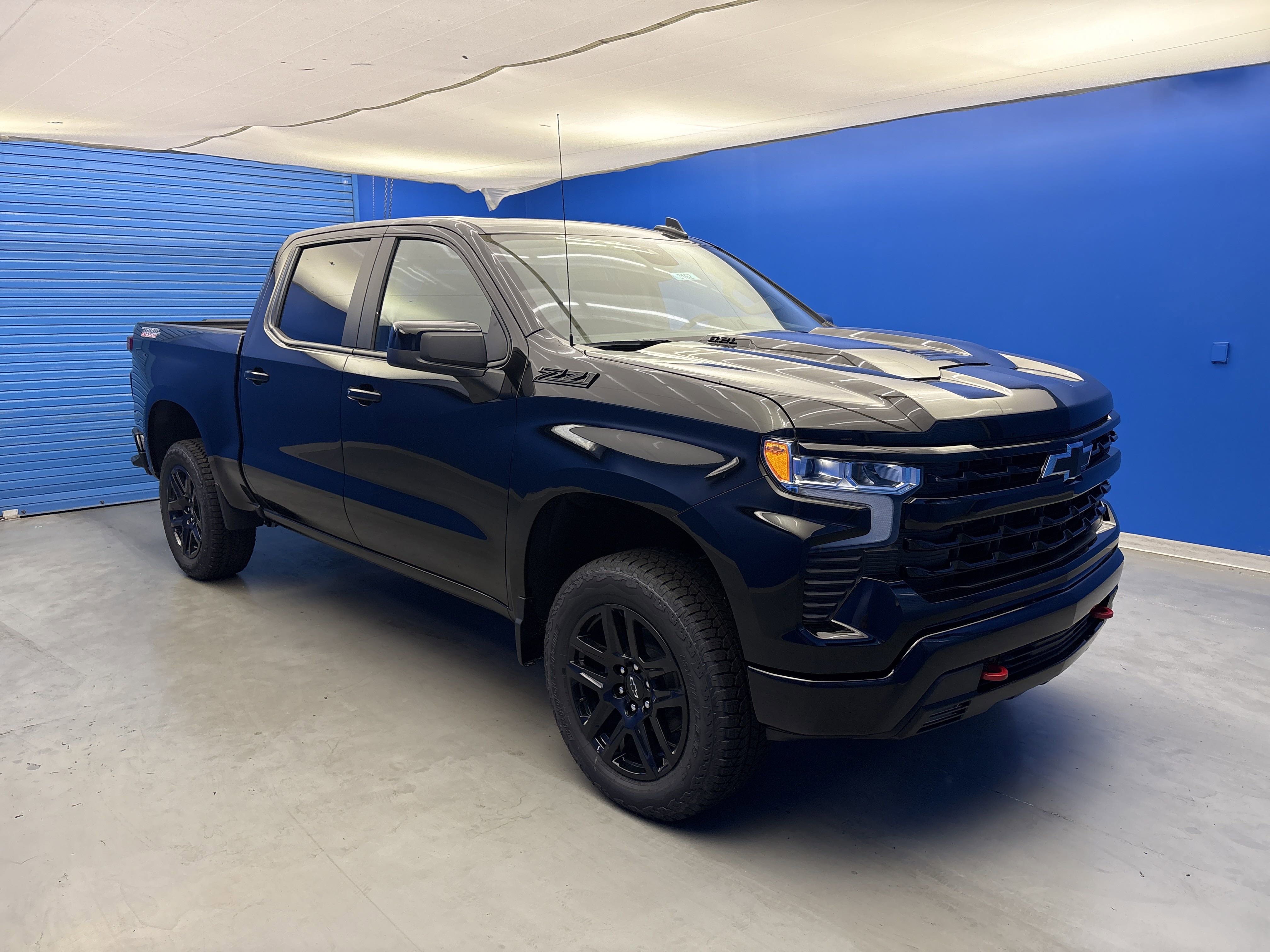 2026 Chevrolet Silverado 1500 LT Trail Boss photo 2