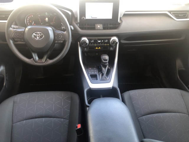 2024 Toyota RAV4 XLE photo 10