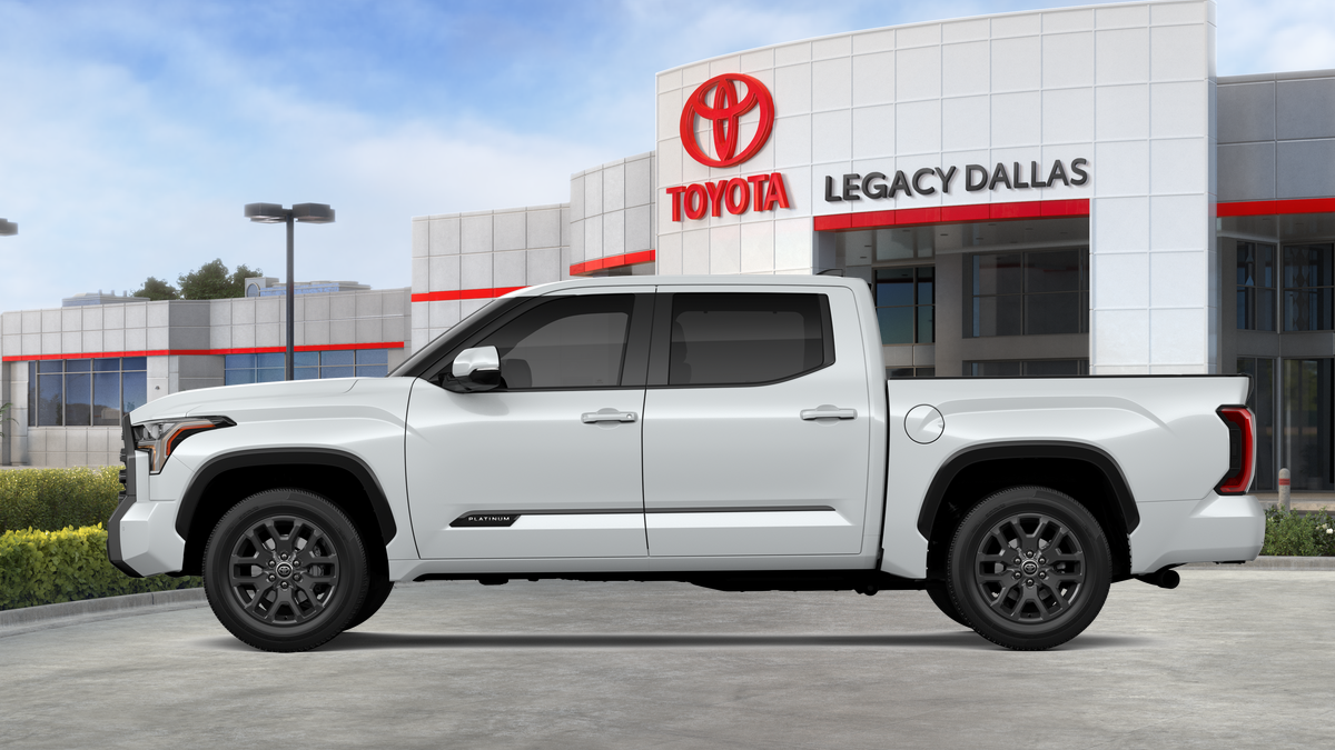 2026 Toyota Tundra Platinum CrewMax photo 4