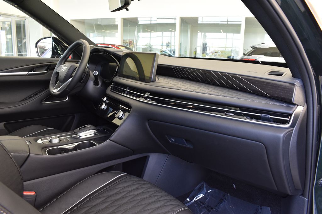 2026 Infiniti QX60 Autograph AWD photo 16