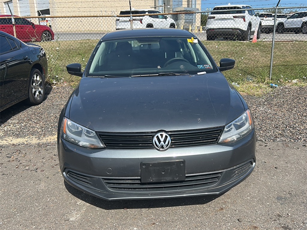 2014 Volkswagen Jetta 2.0 S photo 2